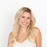 Headshot of Grand Rapids Reiki practitioner Alison Papazois